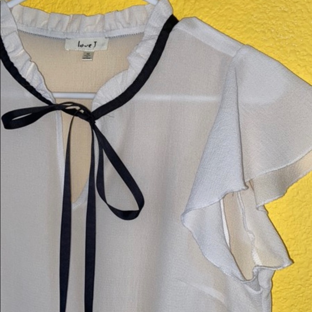 Sheer blouse - Picture 2 of 2